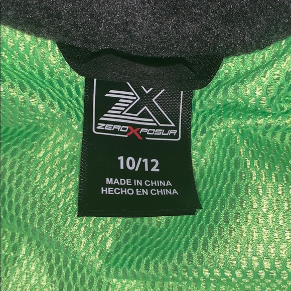 boys winter jacket - Picture 5 of 7